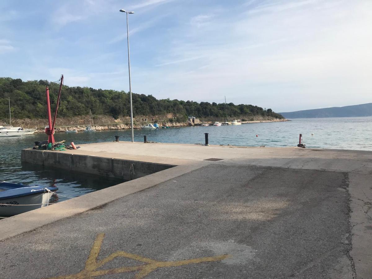 Krk Apartmani Pepina Pinezići Kültér fotó