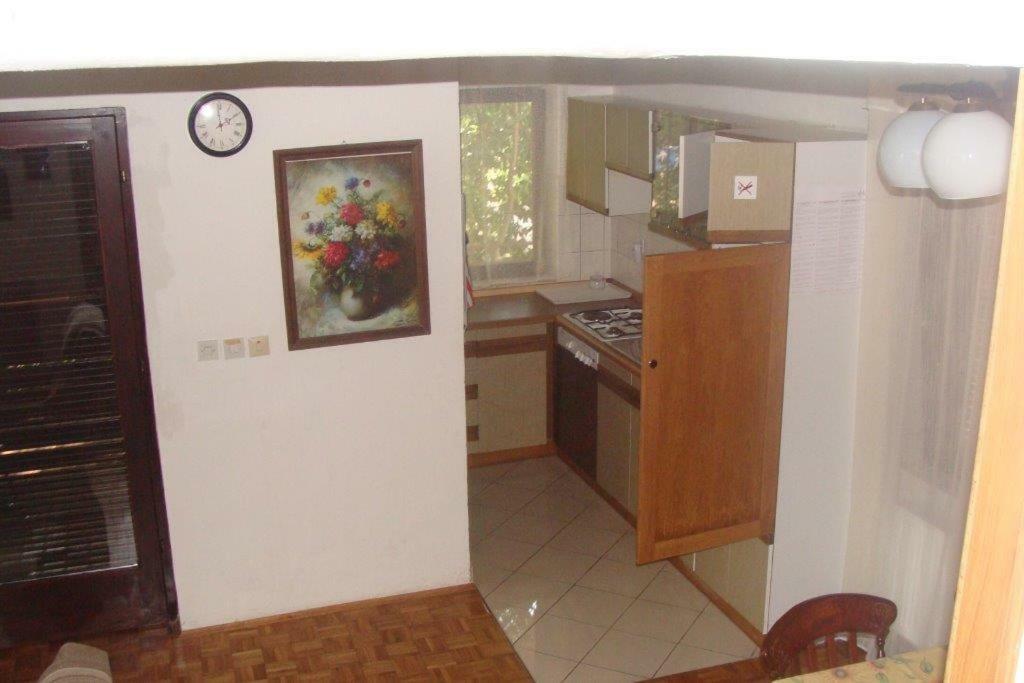 Krk Apartmani Pepina Pinezići Kültér fotó