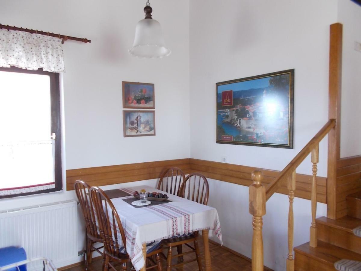 Krk Apartmani Pepina Pinezići Kültér fotó