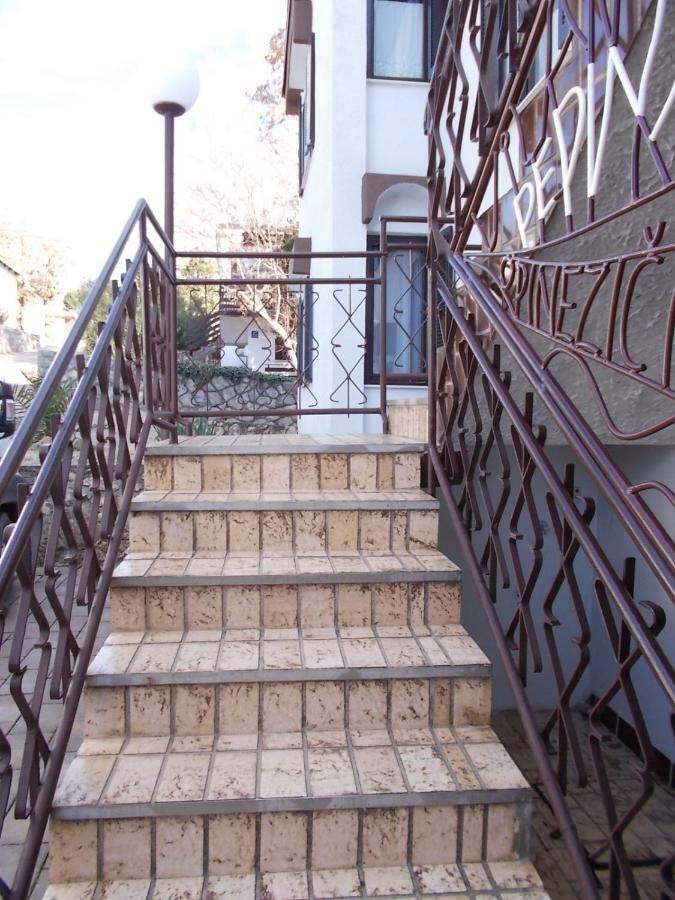 Krk Apartmani Pepina Pinezići Kültér fotó